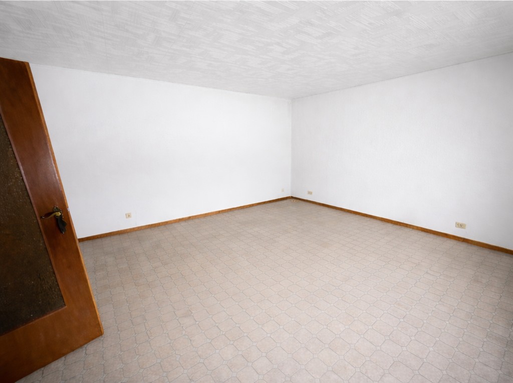 Haushaltsauflösung Hannover Nachher – geräumtes Wohnzimmer Misburg